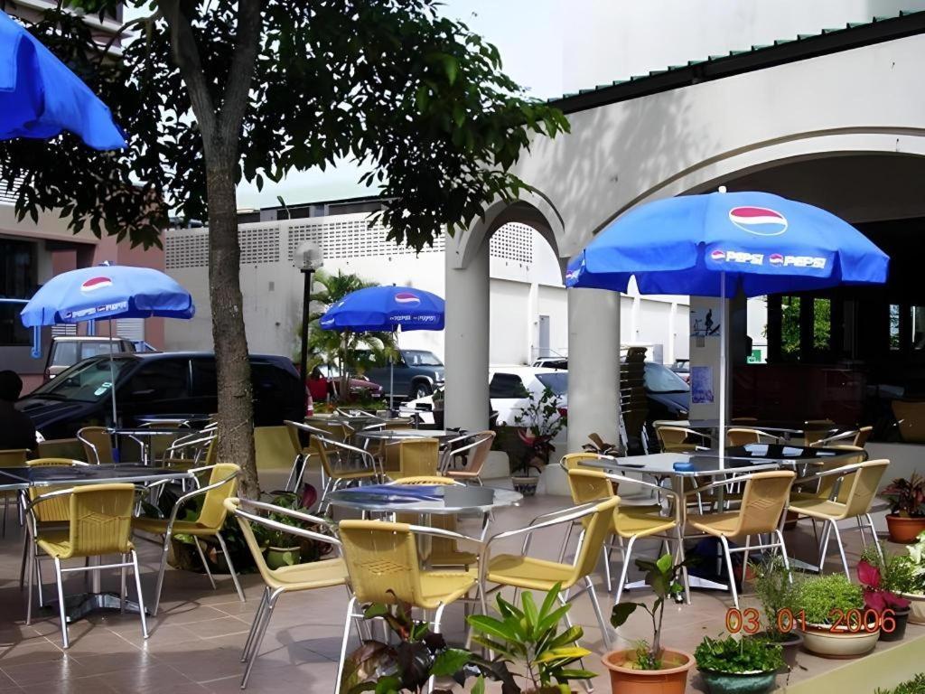 Traders Inn Brunei Bandar Seri Begawan Esterno foto