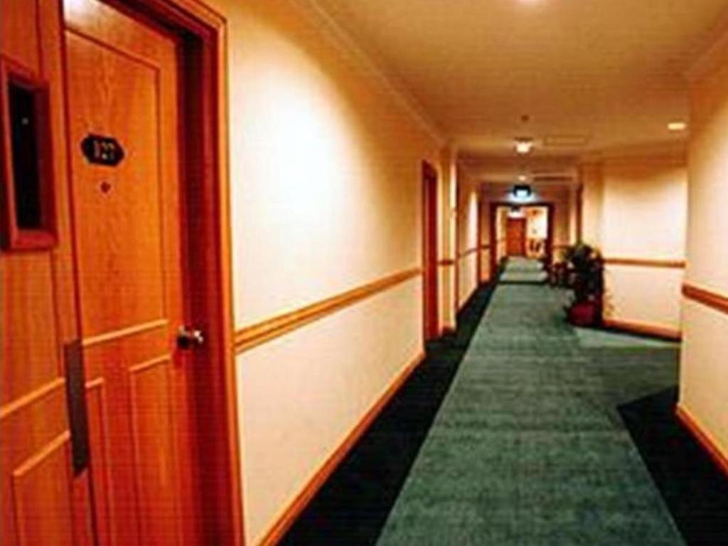 Traders Inn Brunei Bandar Seri Begawan Esterno foto
