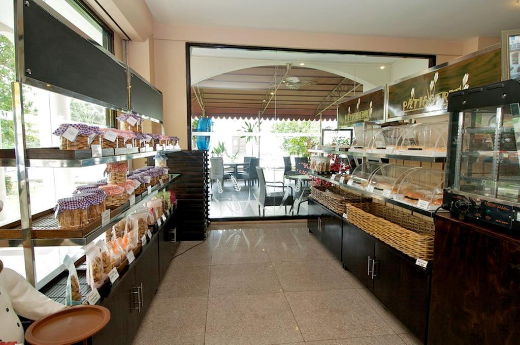 Traders Inn Brunei Bandar Seri Begawan Esterno foto